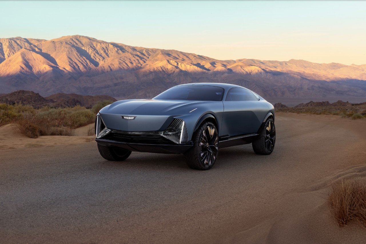 Cadillac reveals Elevated Velocity Crossover Concept